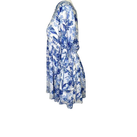 Urban Outfitters Love Sadie Blue White Floral Bird Bell Sleeve Mini Dress - Picture 5 of 9